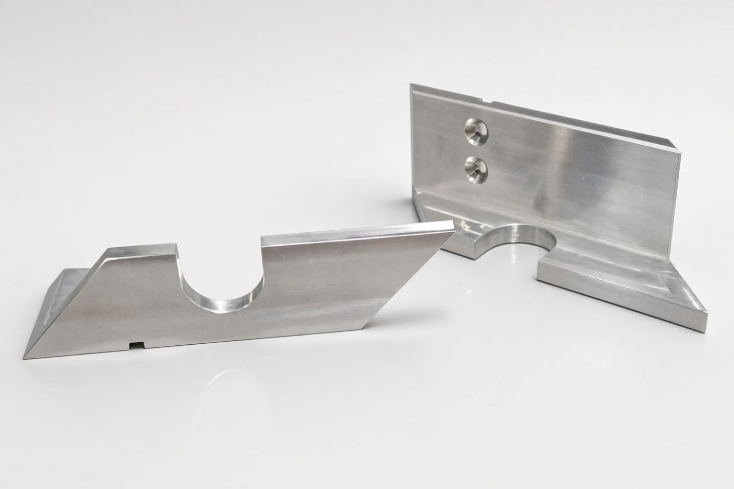 CNC milled part for the automobile industry